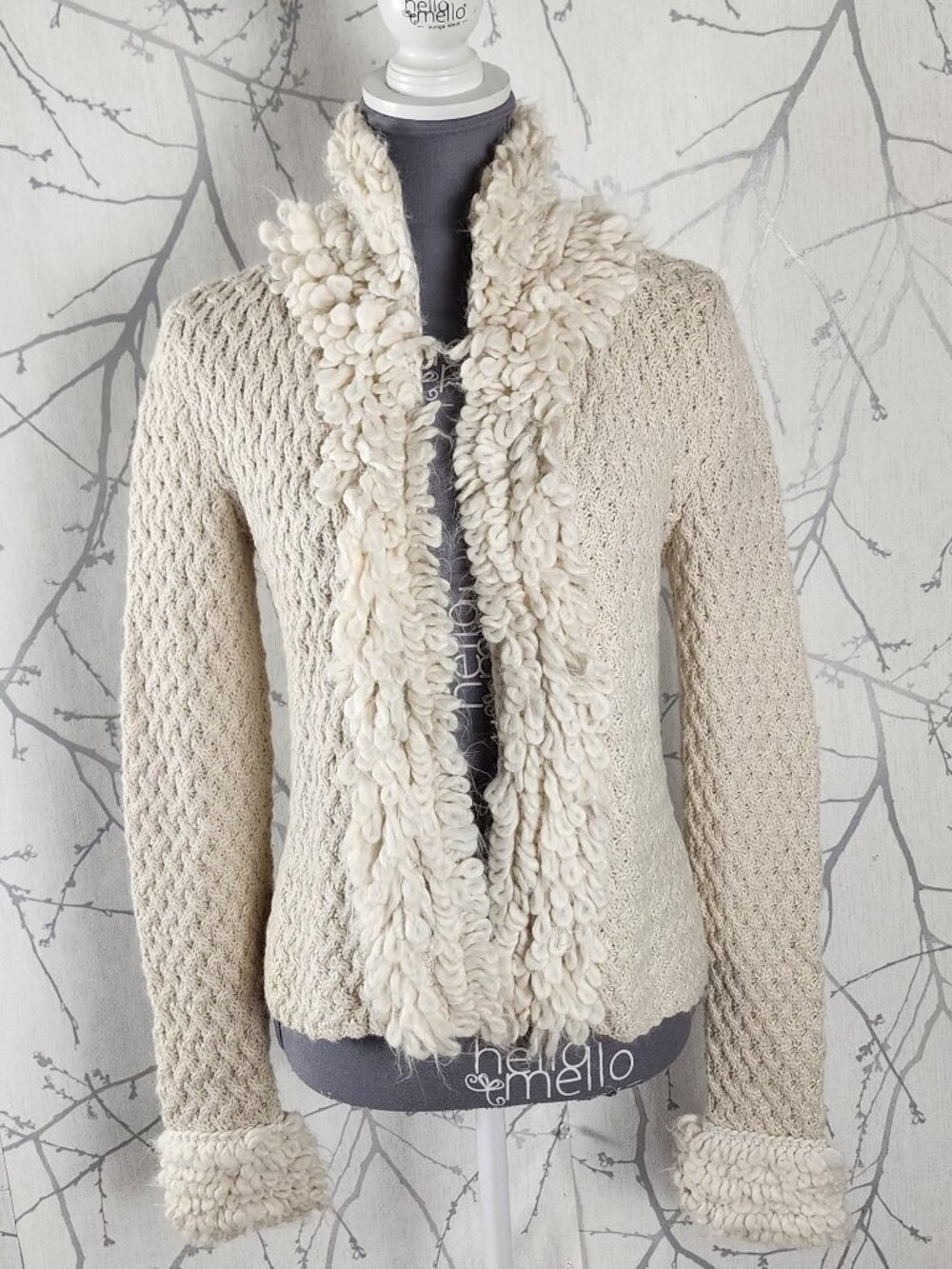 Zara Ivory Chunky Cable Knit Cropped Crewneck Sweater
